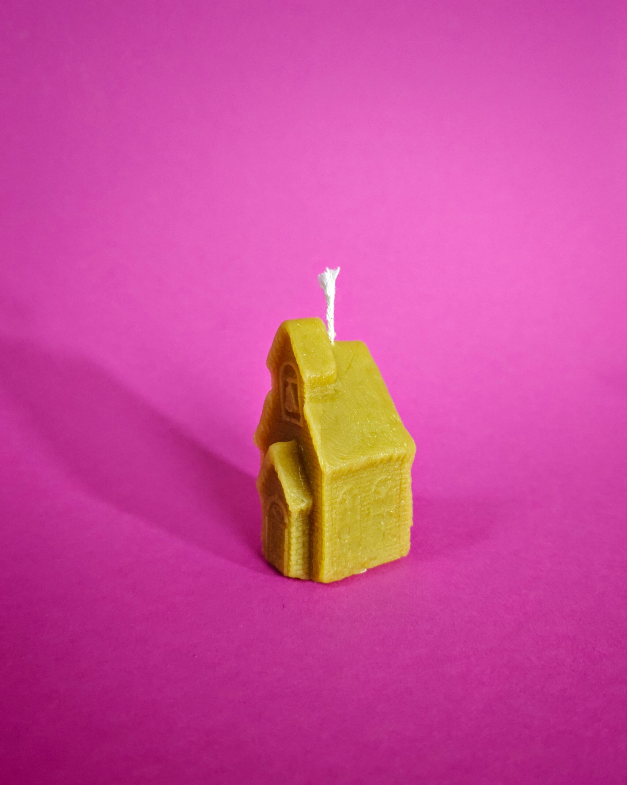 Žvakė nykštuko namelis Žvakė nykštuko namelis