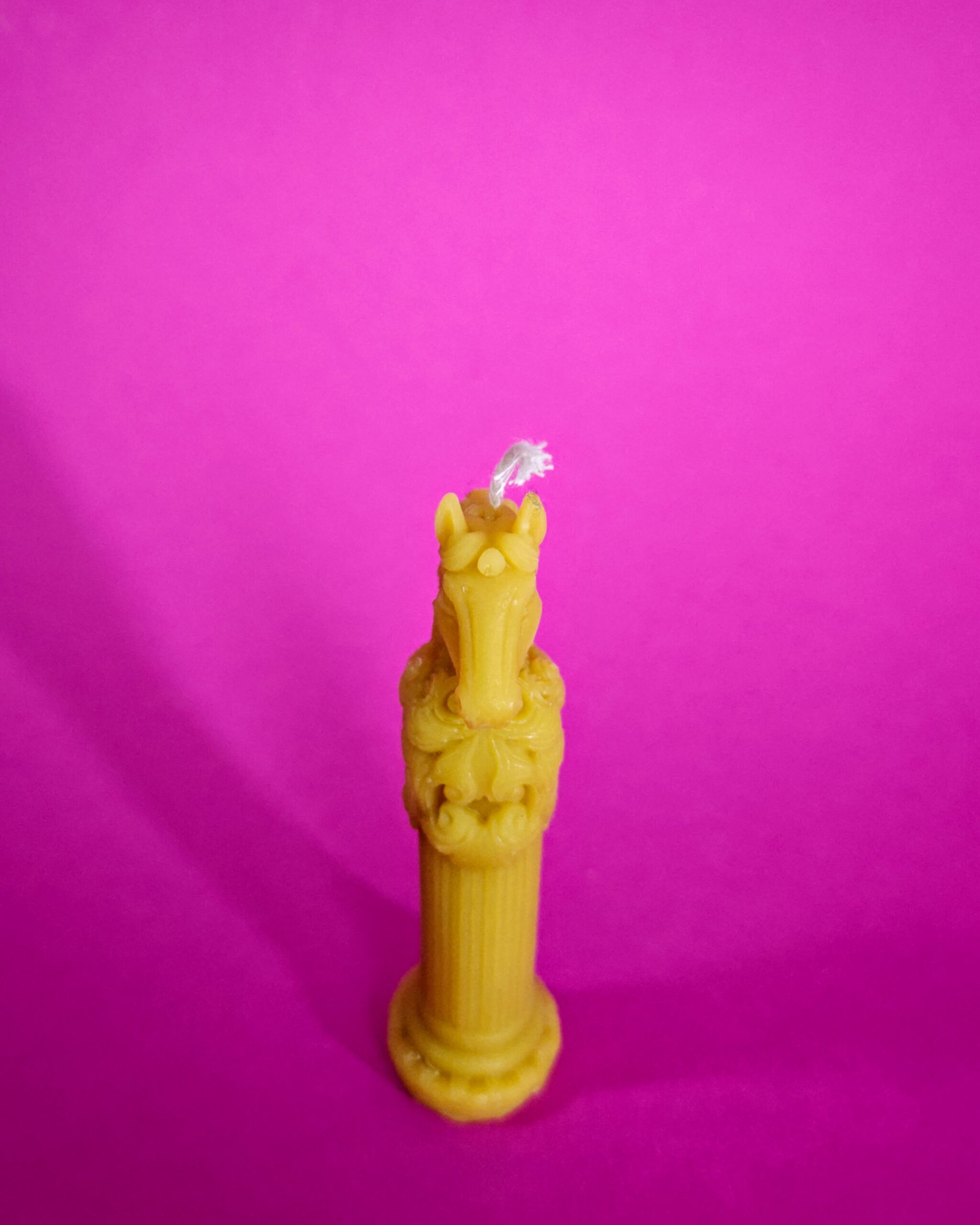 Žvakė Šachmatas Žirgas 2 Žvakė Šachmatas Žirgas 2