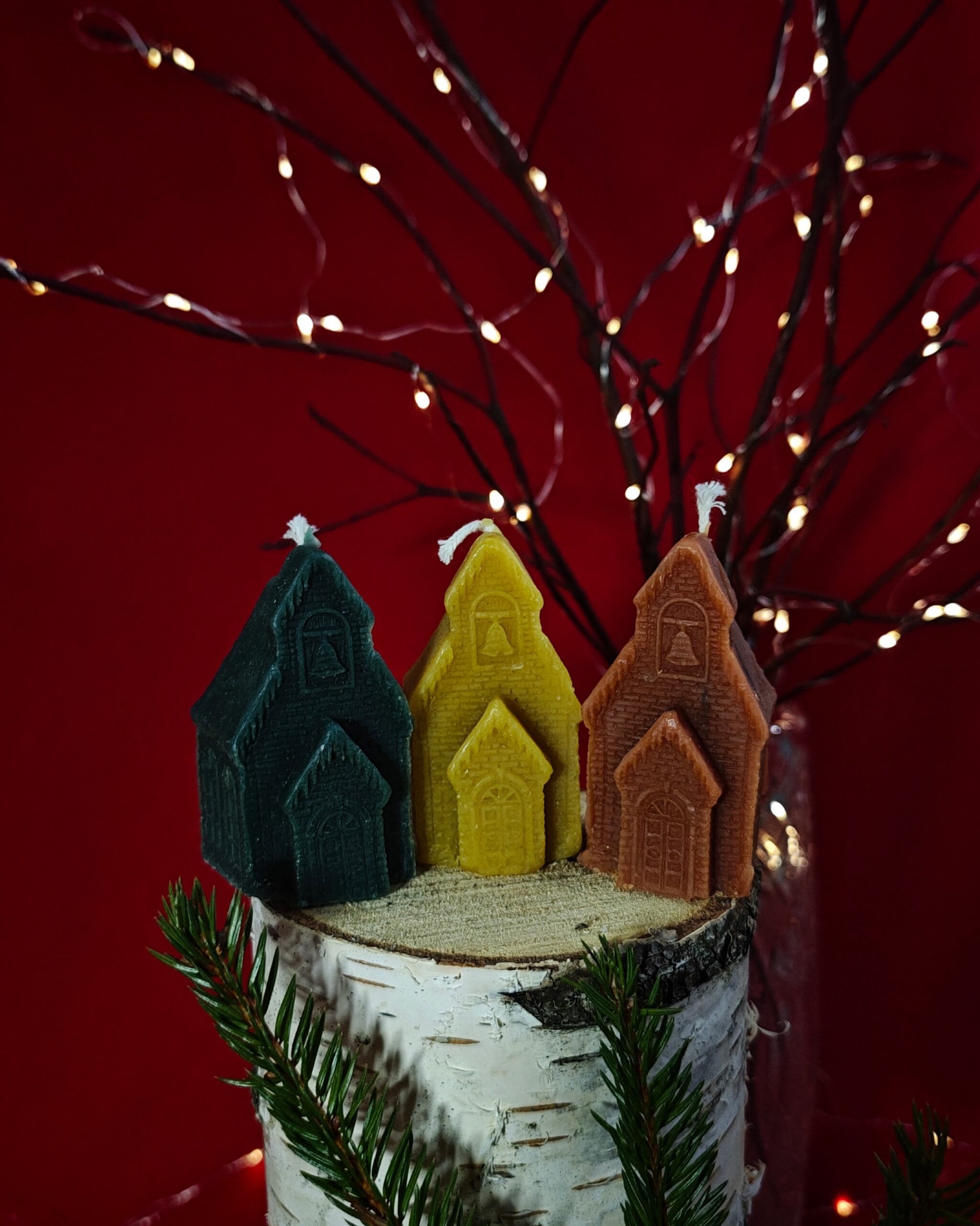 Žvakė nykštuko namelis Žvakė nykštuko namelis